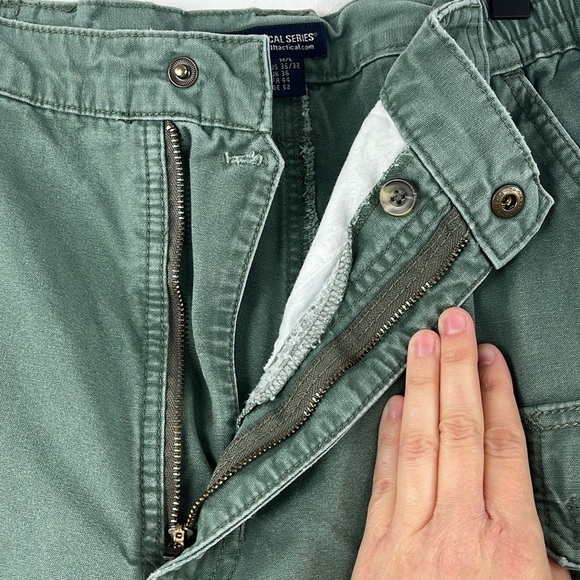 5.11 Tactical Series Cotton Canvas OD Green Cargo Utility Pants Mens 36x32 - Picture 10 of 16